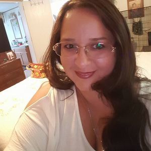 Meet your Posher, Crystal